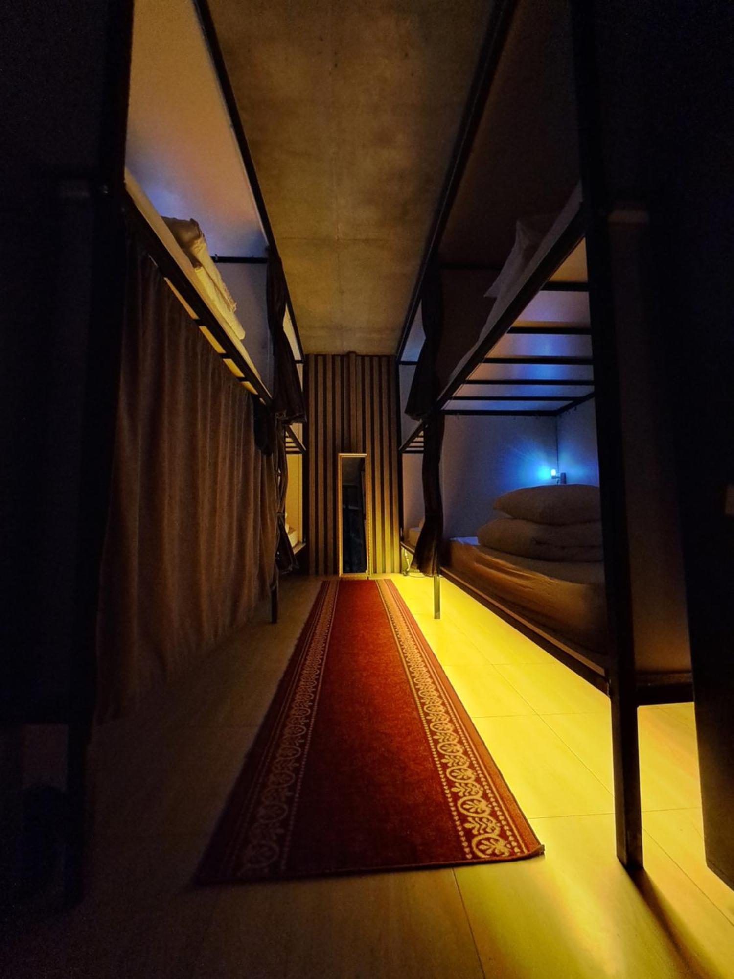Karvi Hostel & Suites 바투미 외부 사진